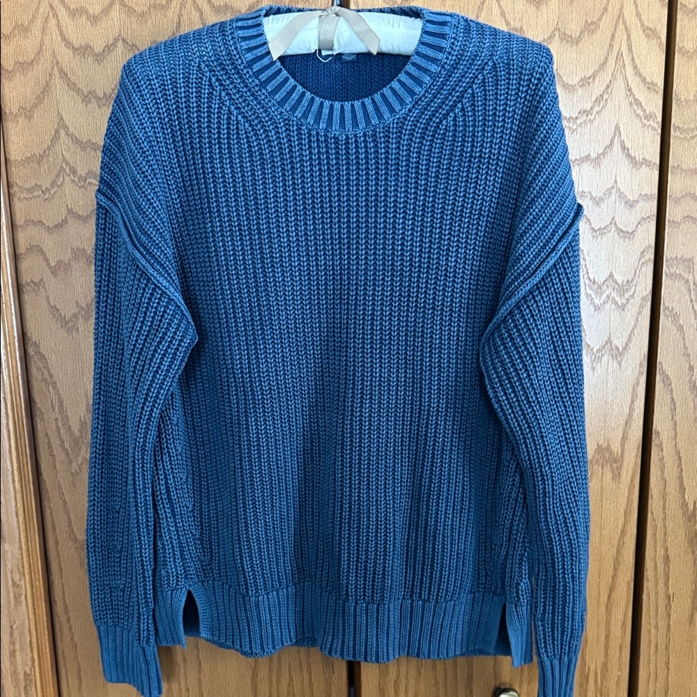 American Eagle Outfitters Textured Blue Crewneck Sweater